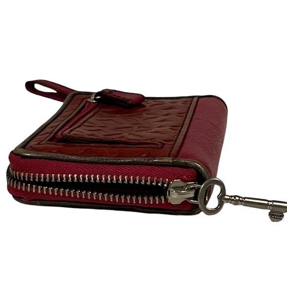 FOSSIL Multi Zip Around Embossed Leather Wristlet Wallet Red/Pink - Picture 11 of 13